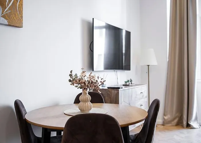 Venus - Akacfa Iii Apartament
